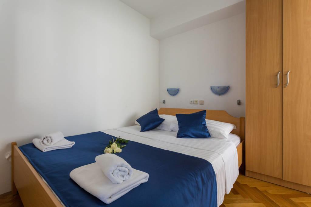 Apartment Marina Primosten Exterior photo