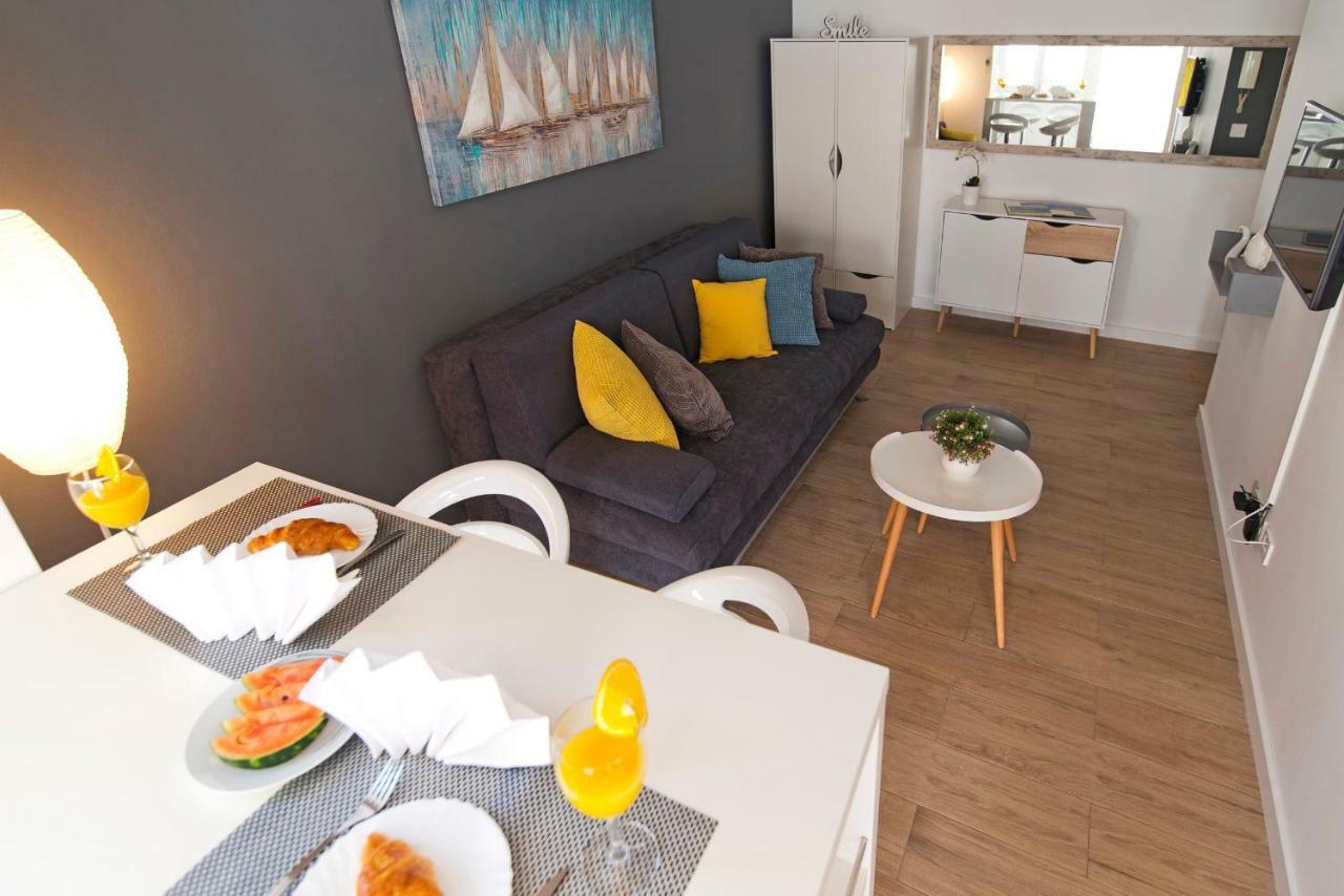 Apartment Marina Primosten Exterior photo