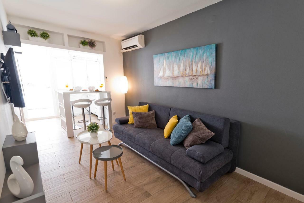 Apartment Marina Primosten Exterior photo
