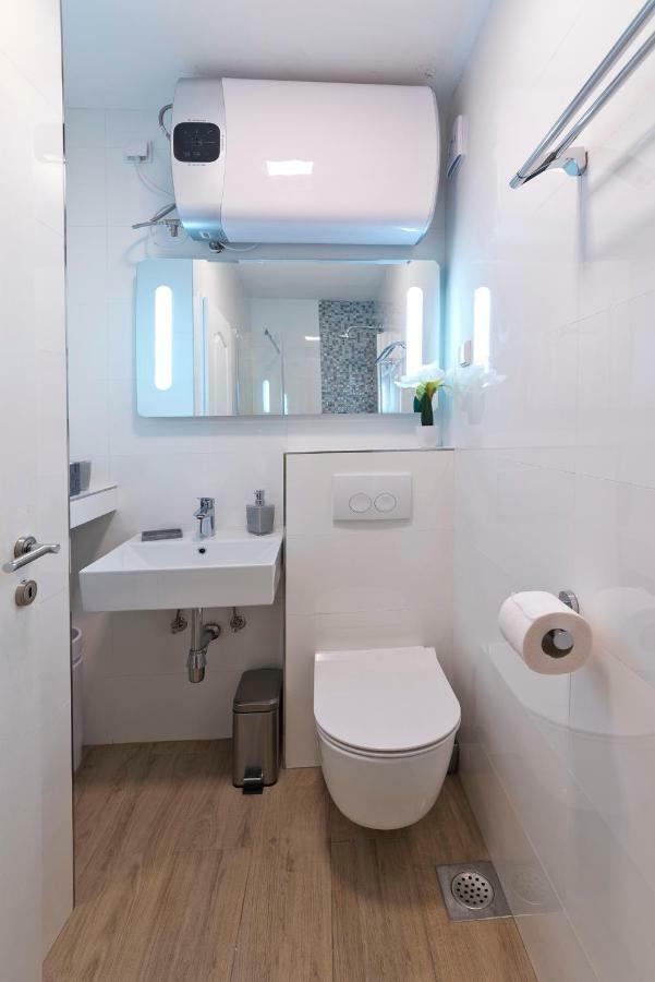 Apartment Marina Primosten Exterior photo