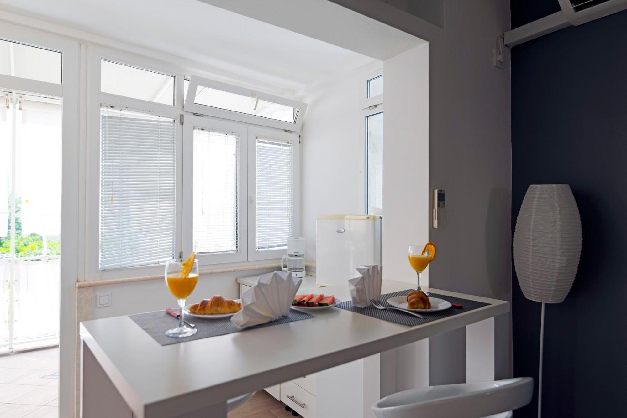 Apartment Marina Primosten Exterior photo